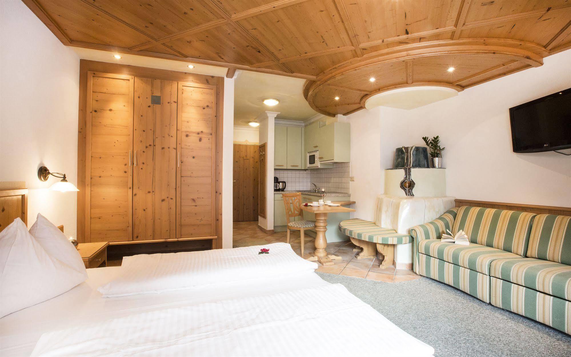 Fliana Arlberg Studios Σανκτ Αντόν αμ Άλμπεργκ Εξωτερικό φωτογραφία