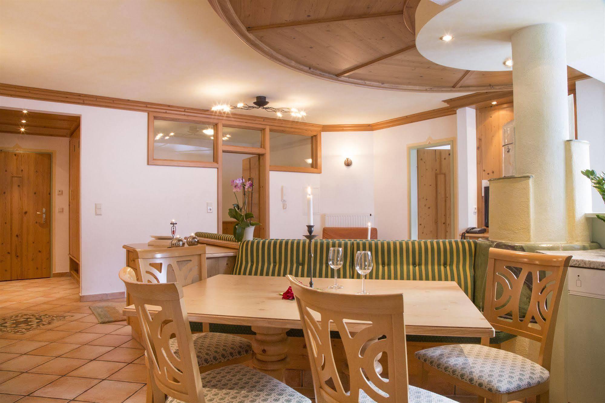 Fliana Arlberg Studios Σανκτ Αντόν αμ Άλμπεργκ Εξωτερικό φωτογραφία